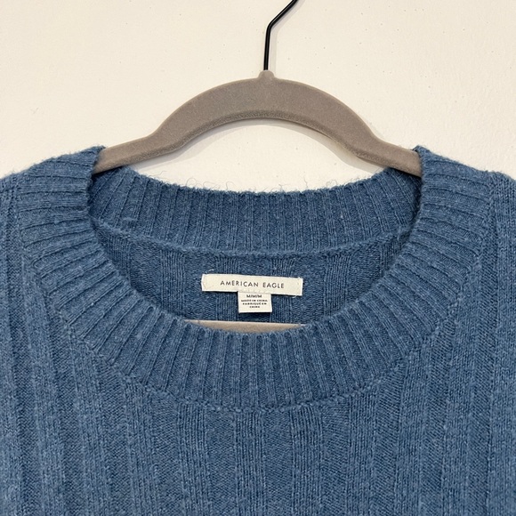 American Eagle cropped sweater - size M - Picture 3 of 3